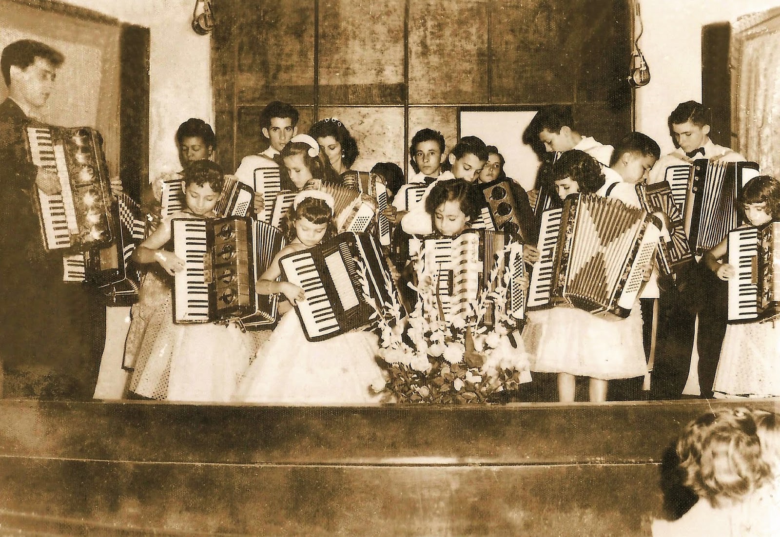 Audição na Rádio Cultura - 1957