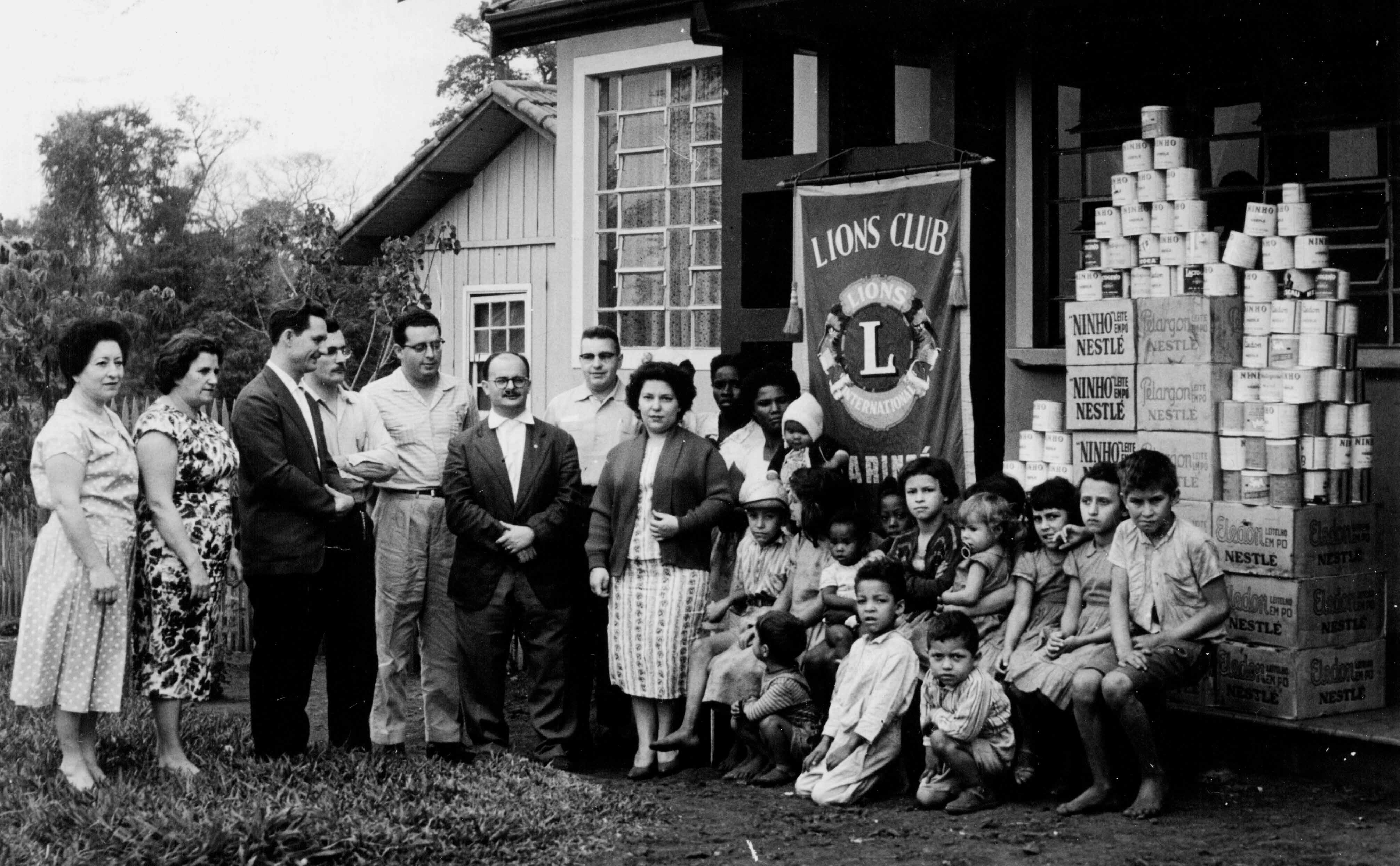Lions Clube em prol de famílias carentes - Anos 1960