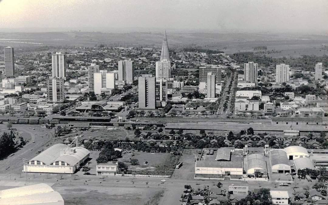 Avenida Prudente de Morais - Anos 1980