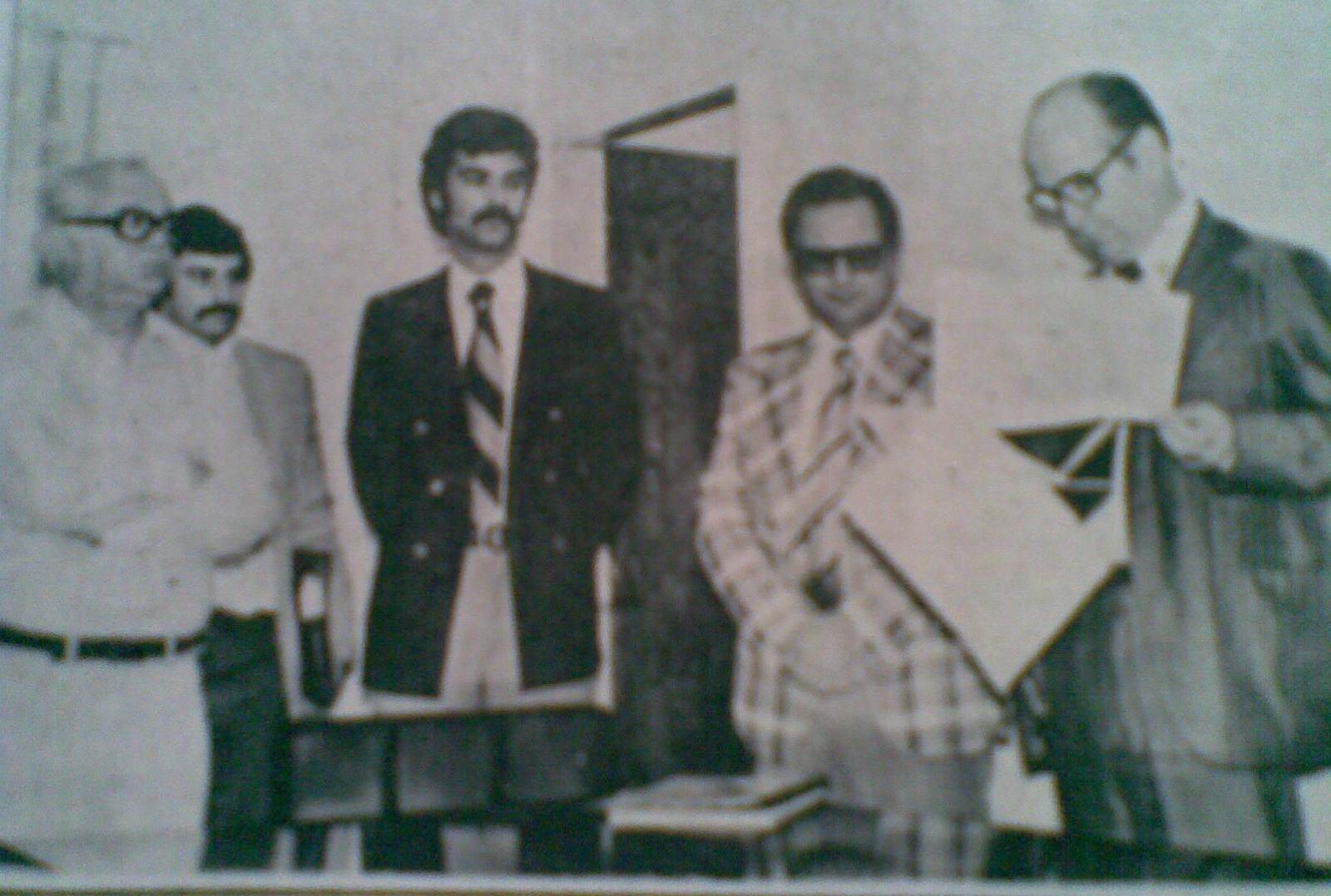 UEM inaugura NDE - 1977