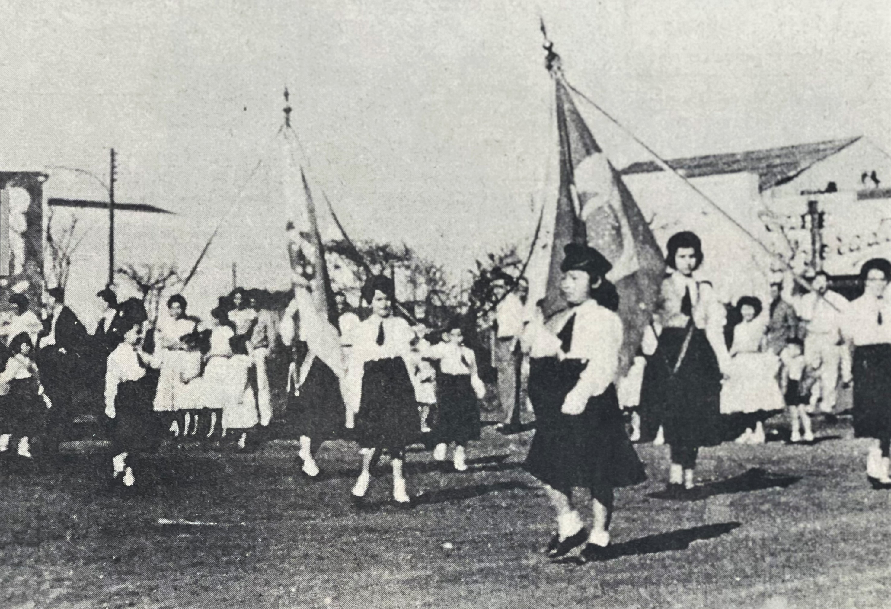 Desfile de aniversário de Maringá - 1948