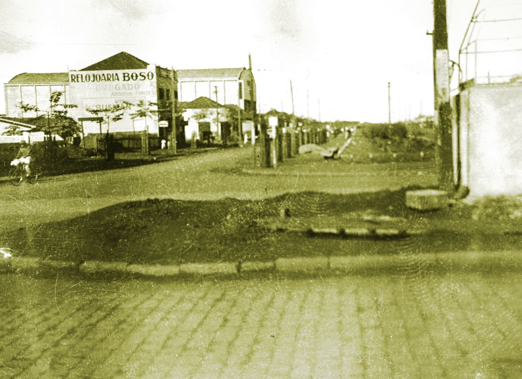 Avenida Getúlio Vargas x Avenida Brasil - Década de 1950