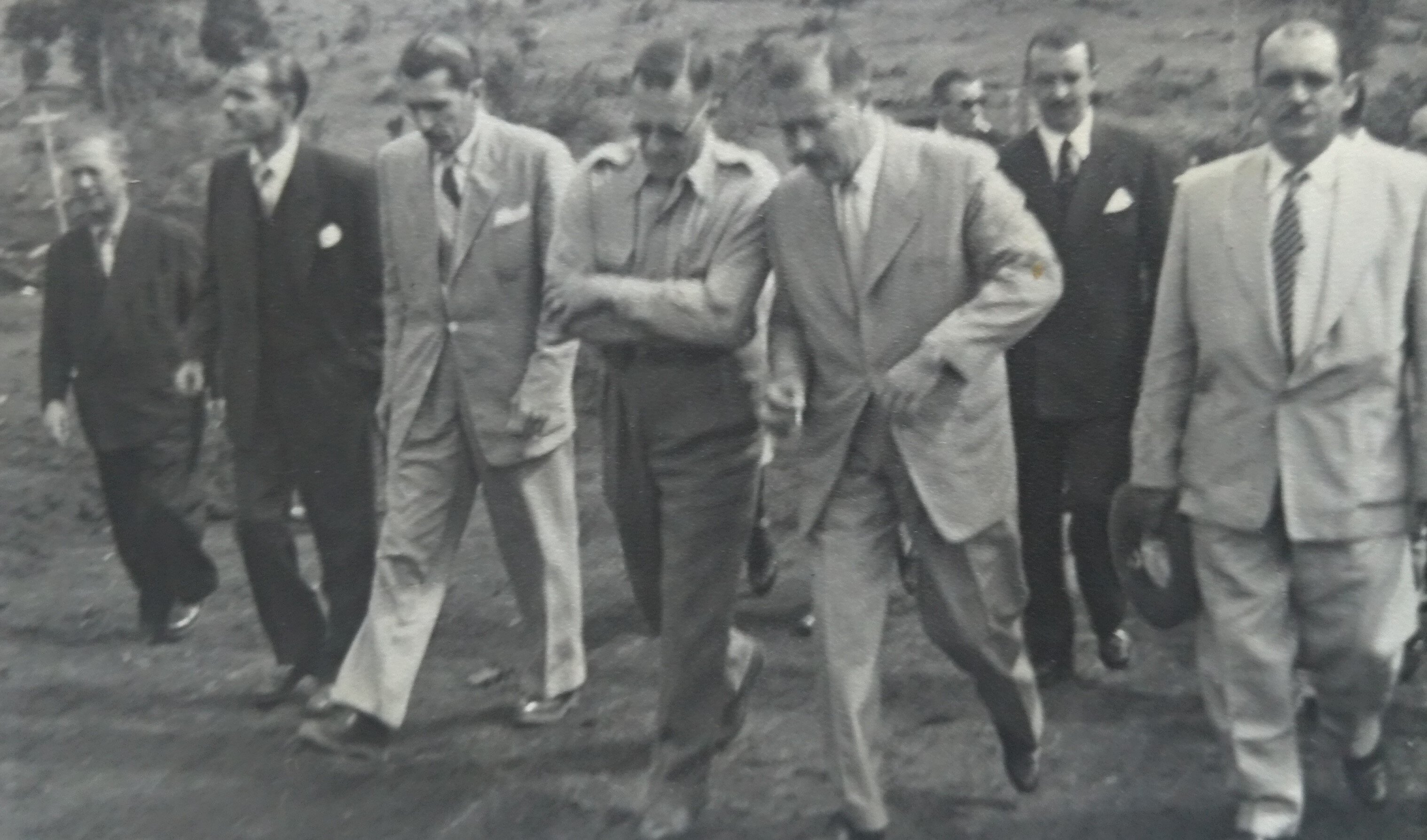 Autoridades visitam a Usina Diesel Elétrica - 1953