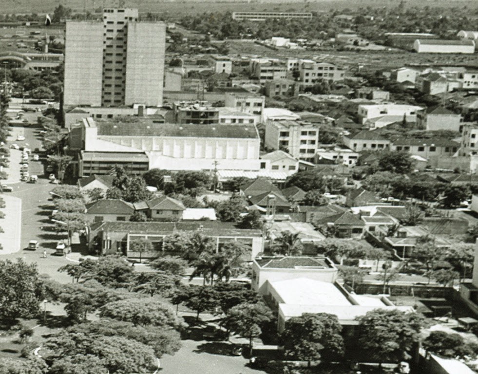 Avenida XV de Novembro x Avenida Getúlio Vargas - Década de 1960